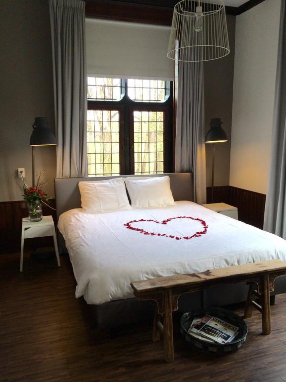 Hotel Kasteel De Essenburgh Хирден Экстерьер фото
