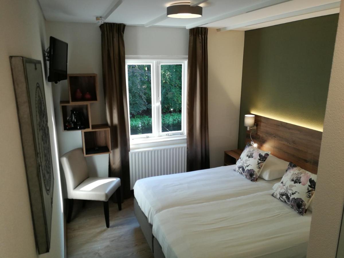 Hotel Kasteel De Essenburgh Хирден Экстерьер фото
