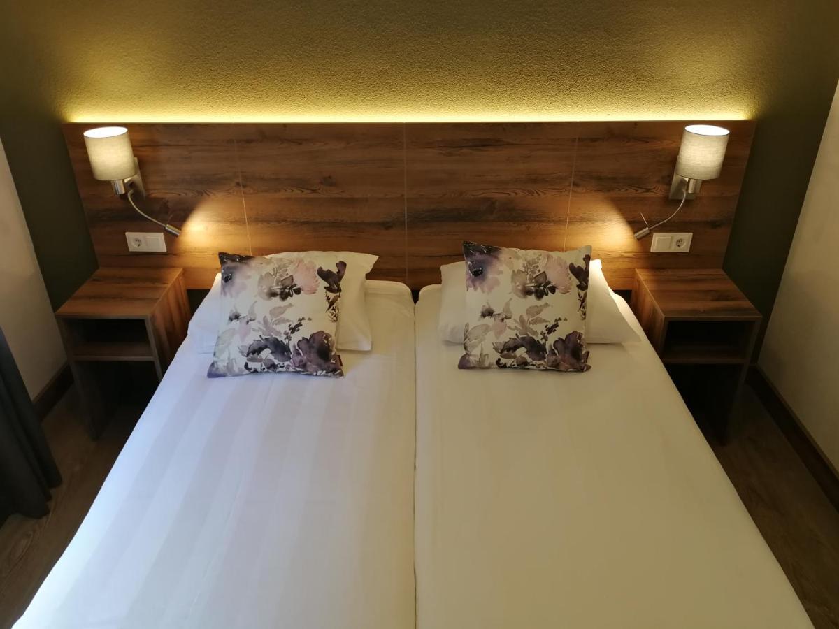 Hotel Kasteel De Essenburgh Хирден Экстерьер фото